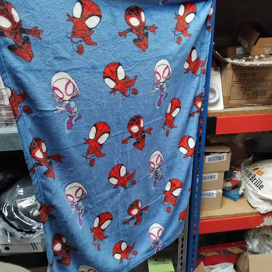 Joblot of 12 Marvel Spidey & Friends Childrens Fleece Blankets